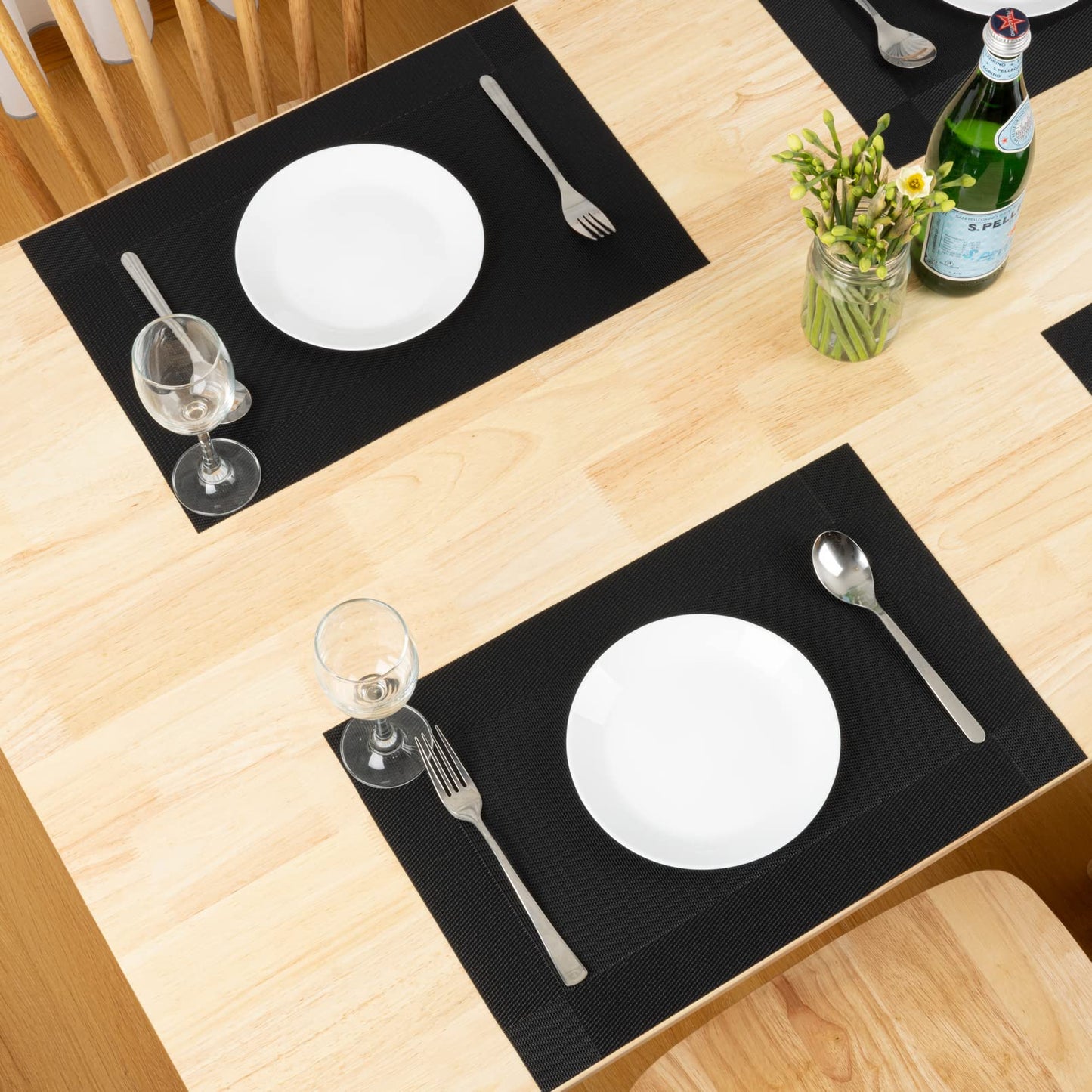 Black Vinyl Placemat Set 6 Pieces