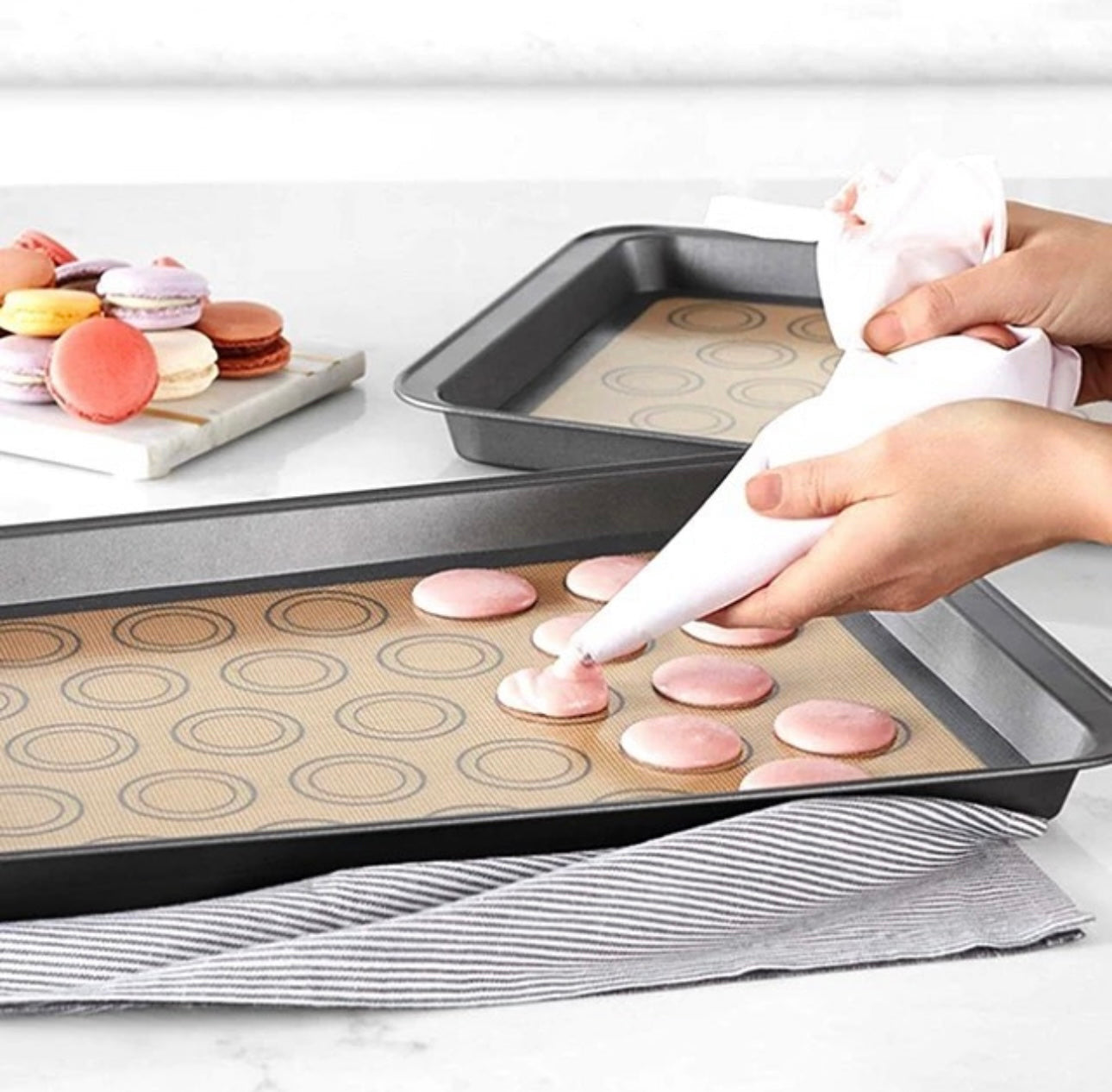 Fiberglass Macaroon Baking Sheet